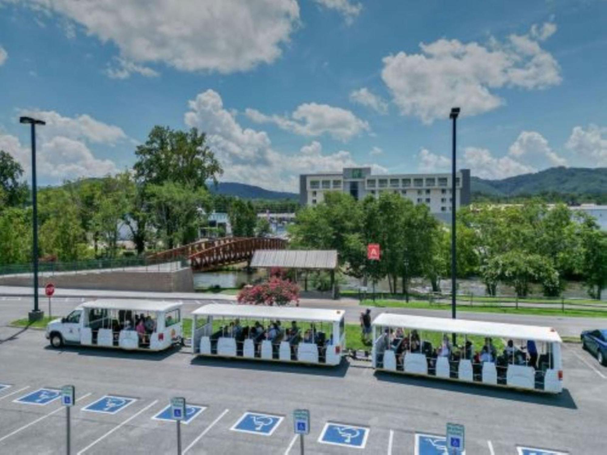 Holiday Inn & Suites Pigeon Forge Convention Center, An Ihg Hotel Exterior foto